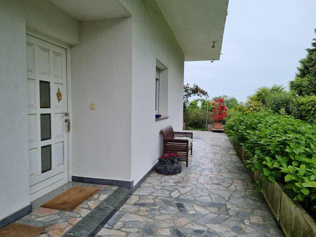 Garden Apartment Secovlje Luaran gambar
